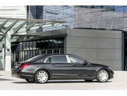 Luxury Mercedes S680 Rental - An Unforgettable Experience!