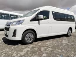 Rent Toyota Hiace 13 passengers